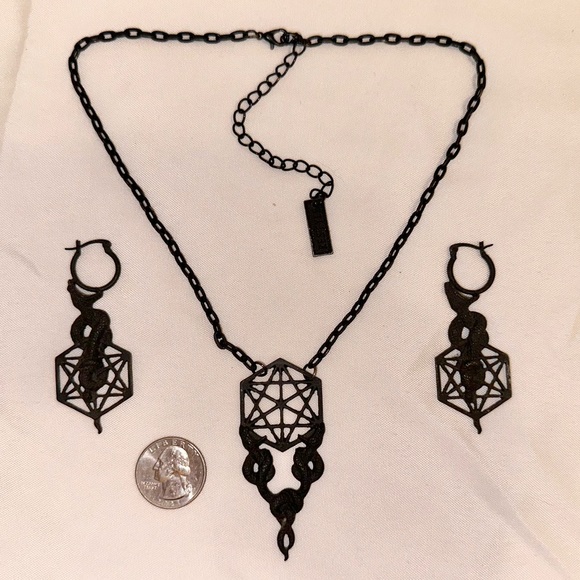 Restyle Black Serpent Necklace and Matching Earrings Set - Picture 5 of 6